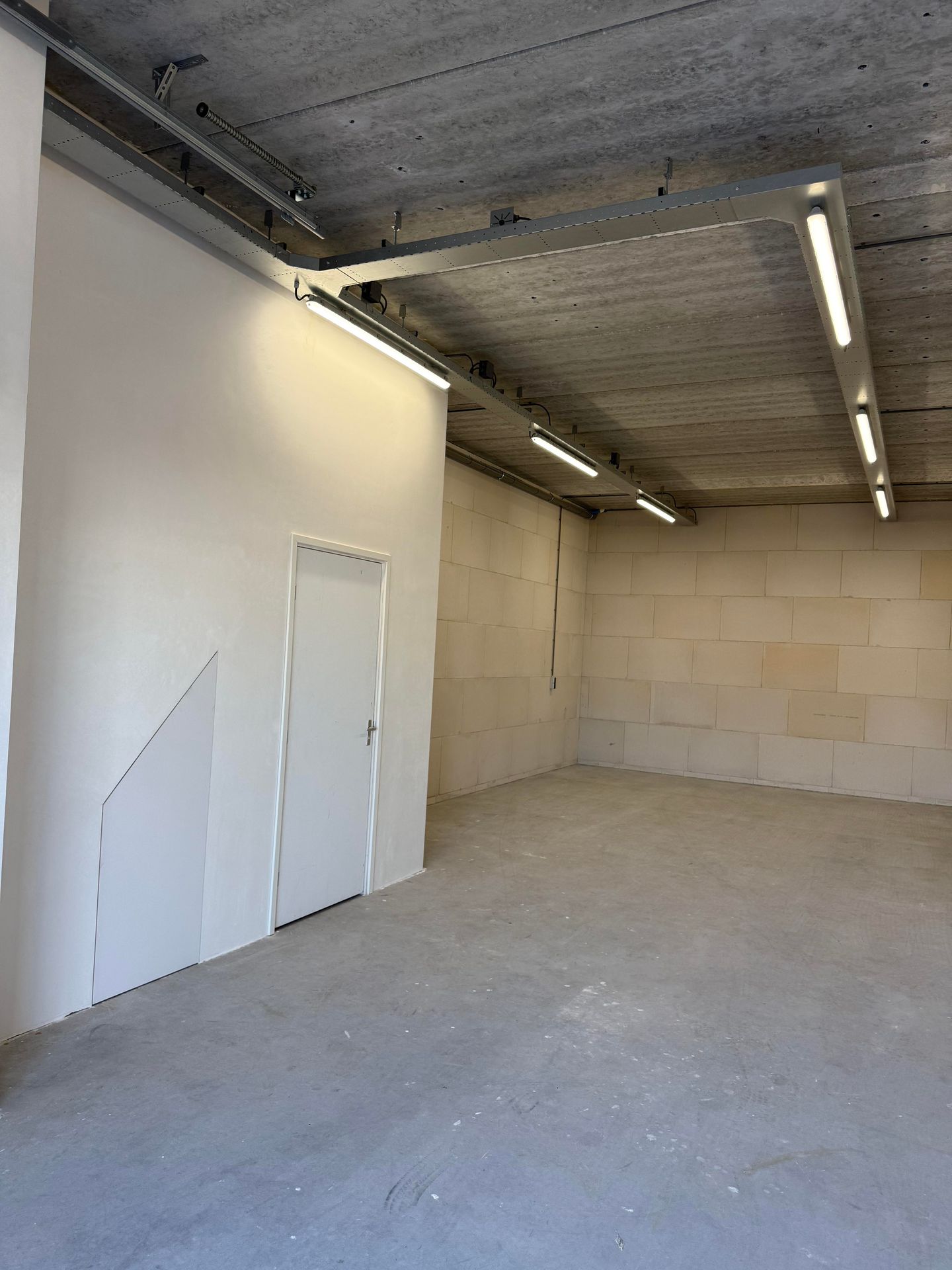 View photo 4 of Chemieweg 255