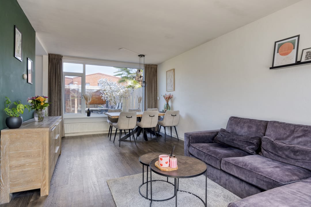 Photo 2 of Van der Poest Clementstraat 31