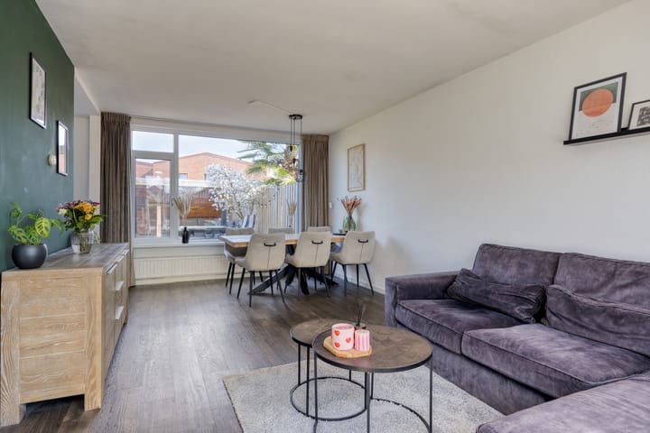 Photo 2 of Van der Poest Clementstraat 31