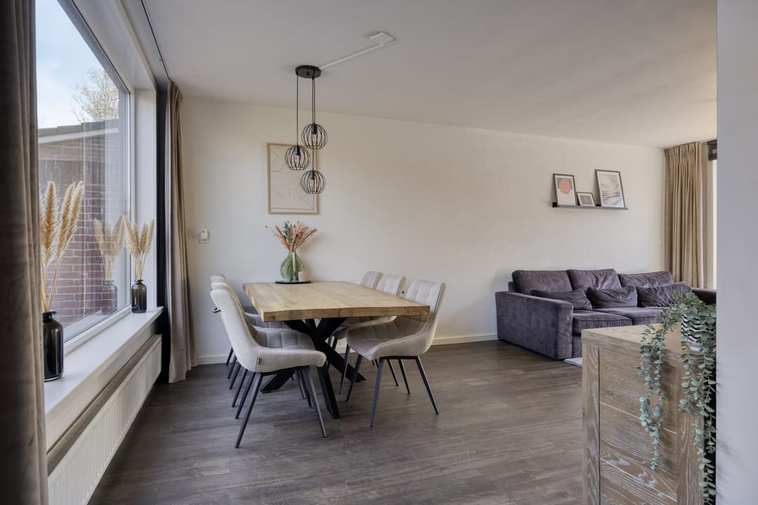 Photo 13 of Van der Poest Clementstraat 31