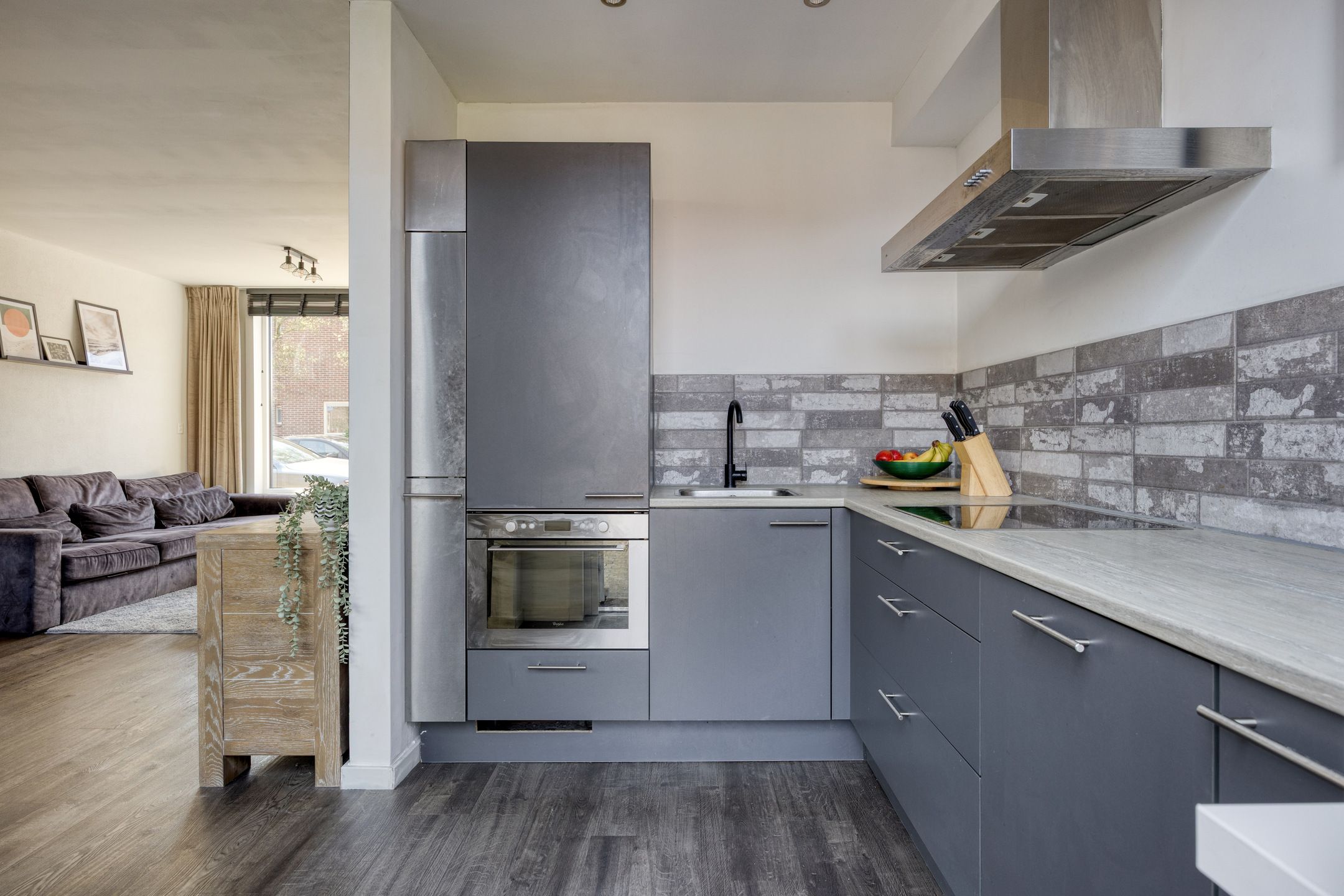 Photo 15 of Van der Poest Clementstraat 31