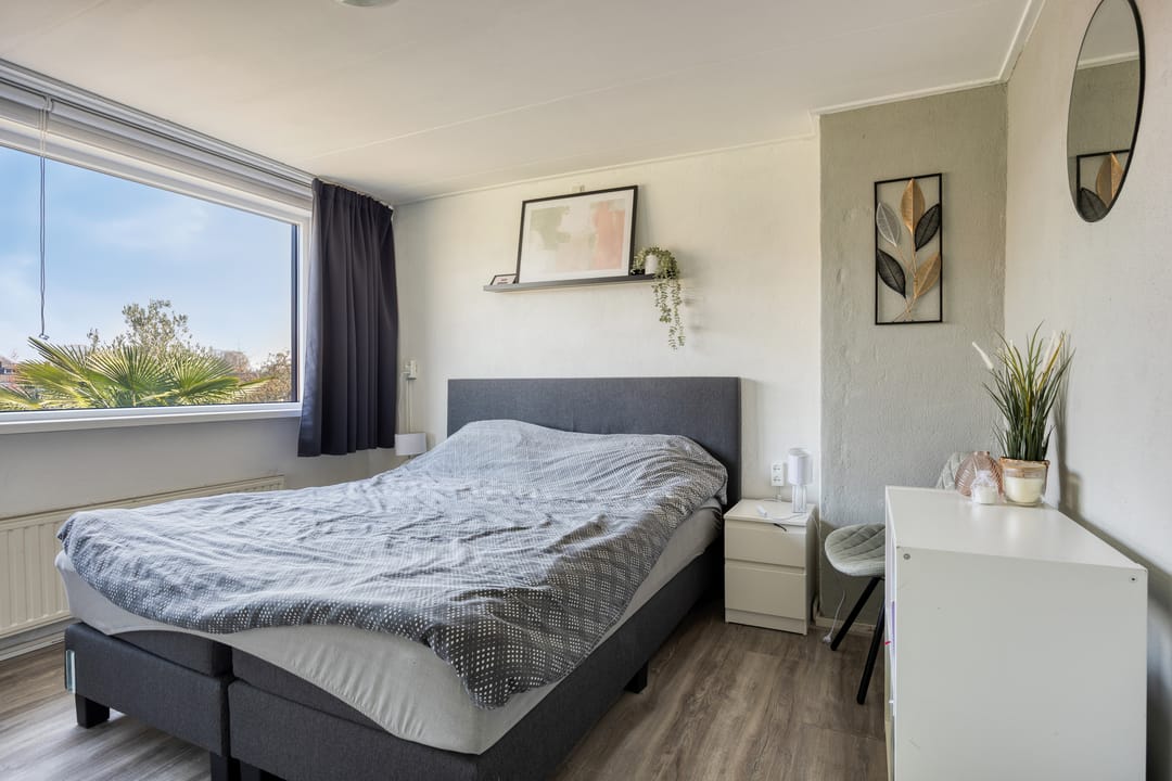 Photo 17 of Van der Poest Clementstraat 31
