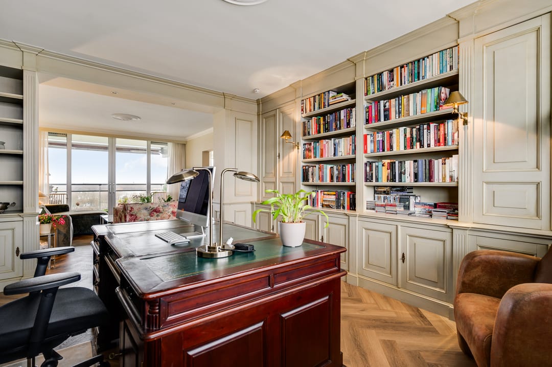 Photo 11 of Arlo 141