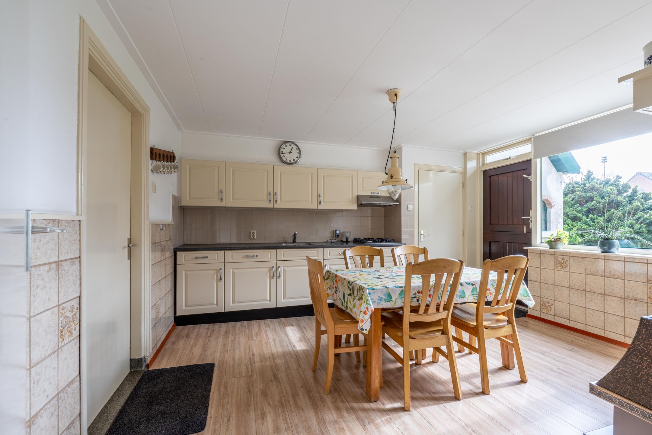 Foto 57 van Kerkstraat 12