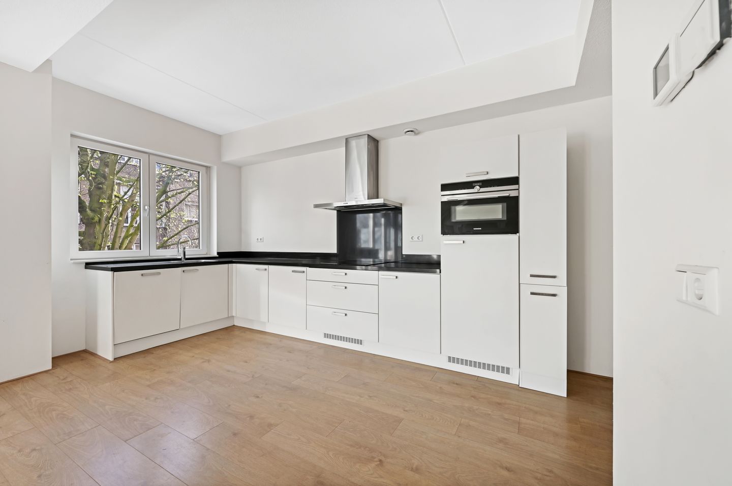 Foto 14 van Koningin Sophiestraat 182