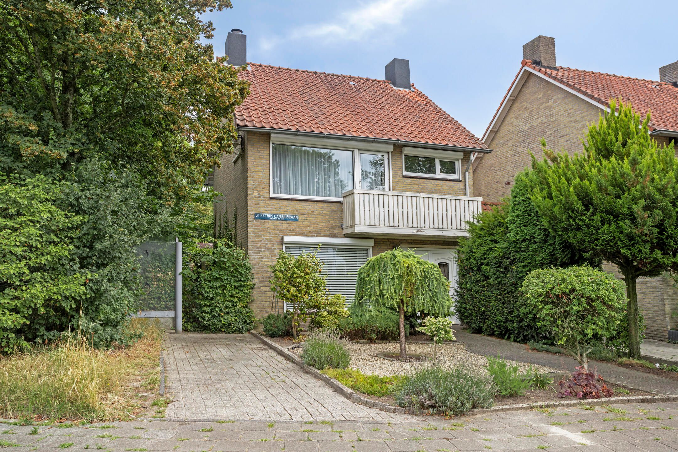 St Petrus Canisiuslaan 1 