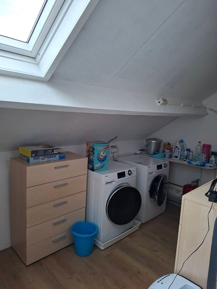 Spacious terraced house in child friendly neighborhood near park — 13