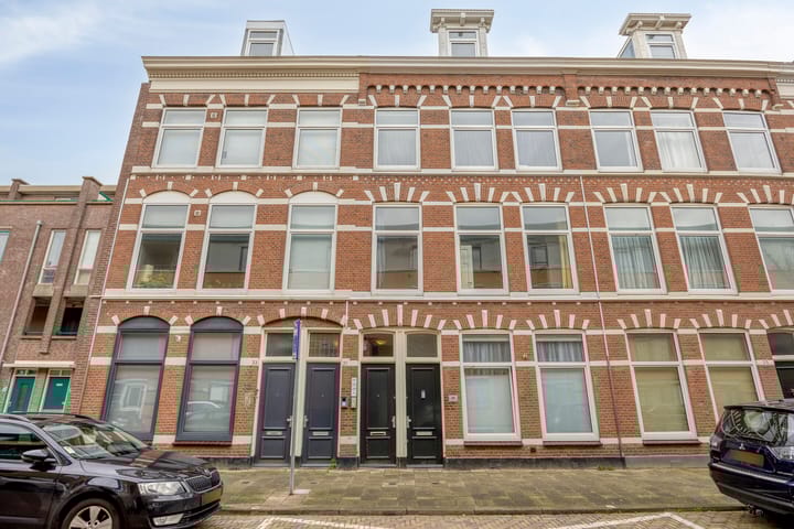 Photo 5 of Van Merlenstraat 29-C