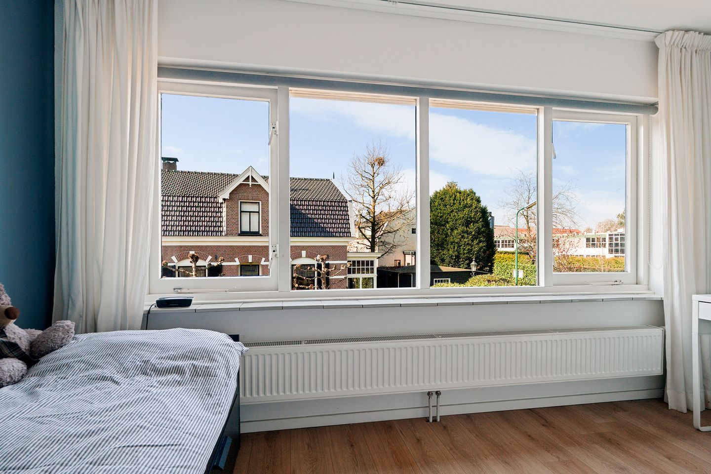 Spacious Extended and Insulated Family Home on a Prime Location — 19