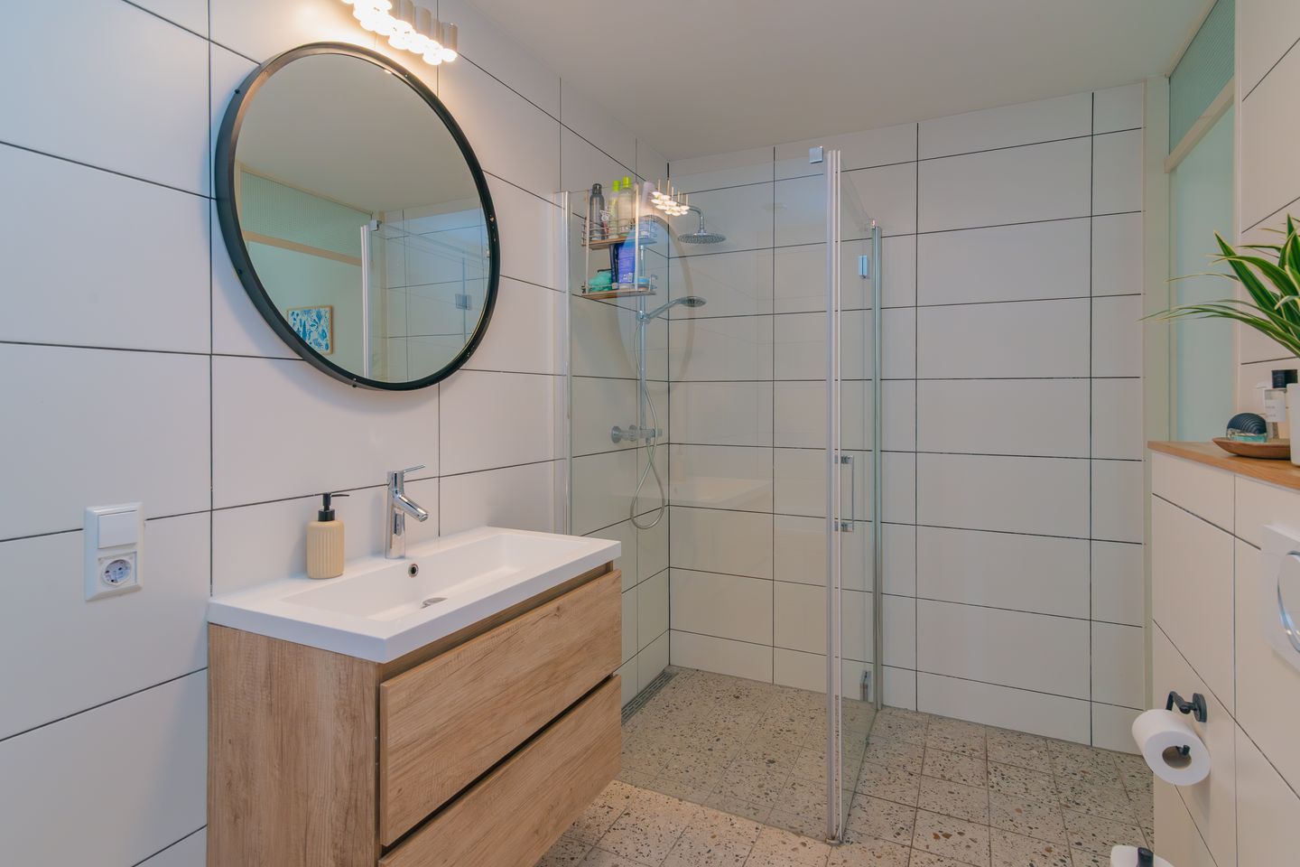 Photo 19 of Hortensiastraat 90