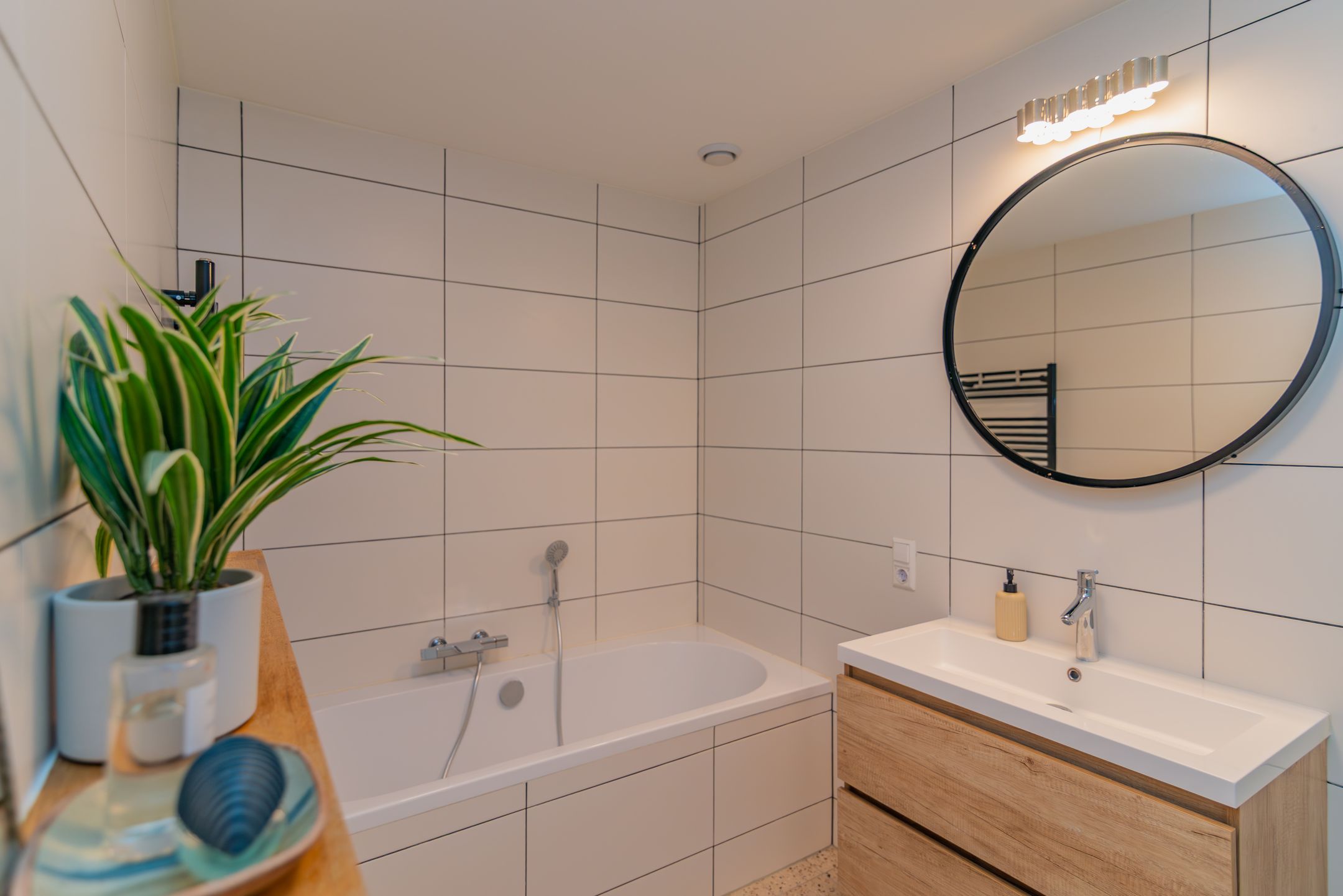 Photo 21 of Hortensiastraat 90