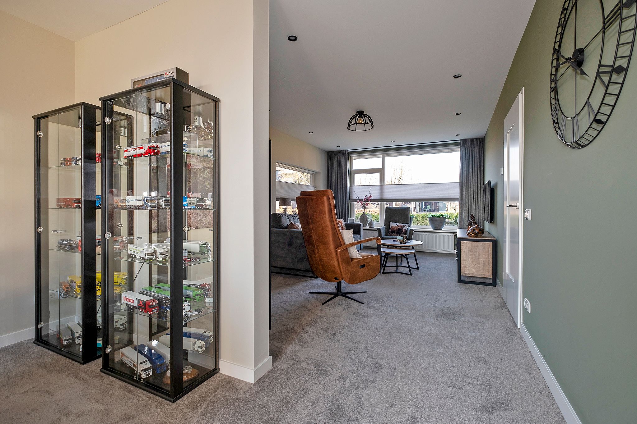 Photo 6 of Lieving 17-B