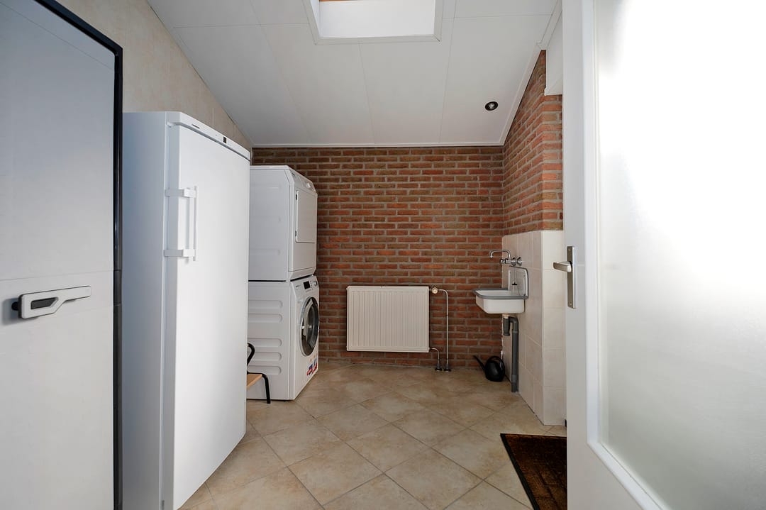 Photo 16 of Lieving 17-B