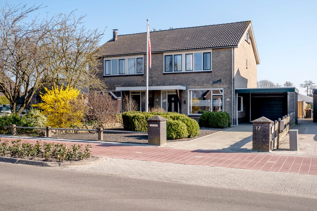 Photo 41 of Lieving 17-B