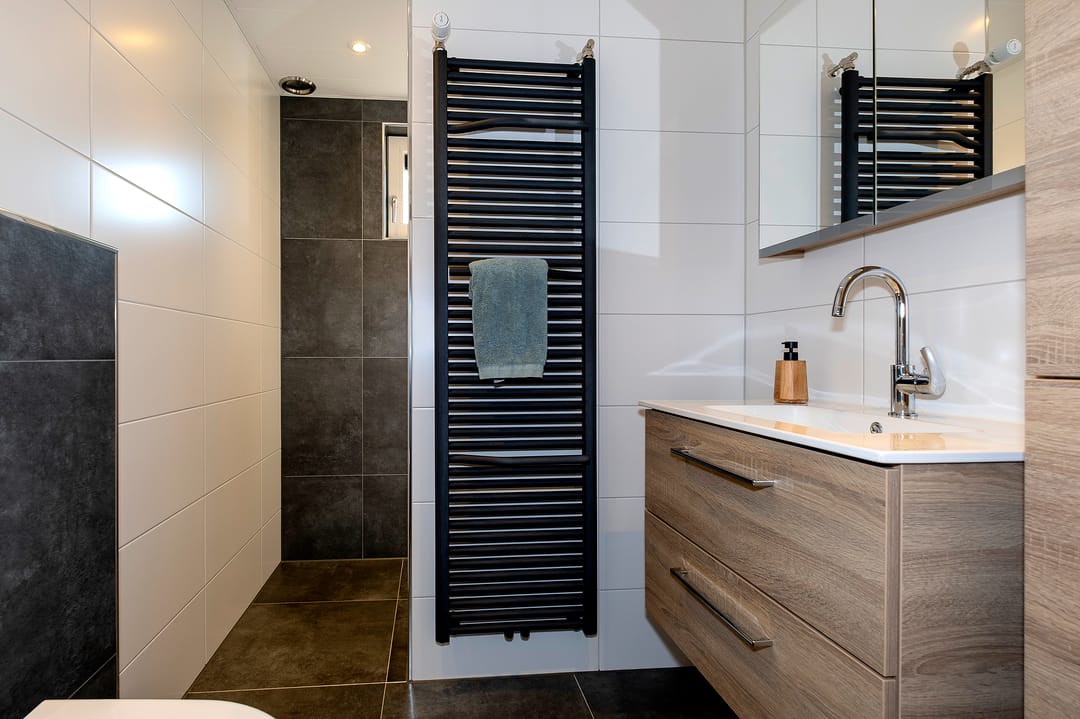 Photo 26 of Lieving 17-B