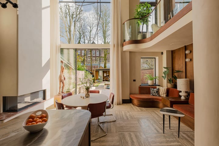 Photo 4 of Vossiusstraat 39-H