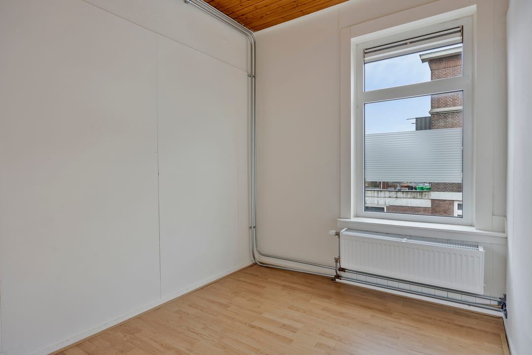 Photo 16 of Rhododendronstraat 34