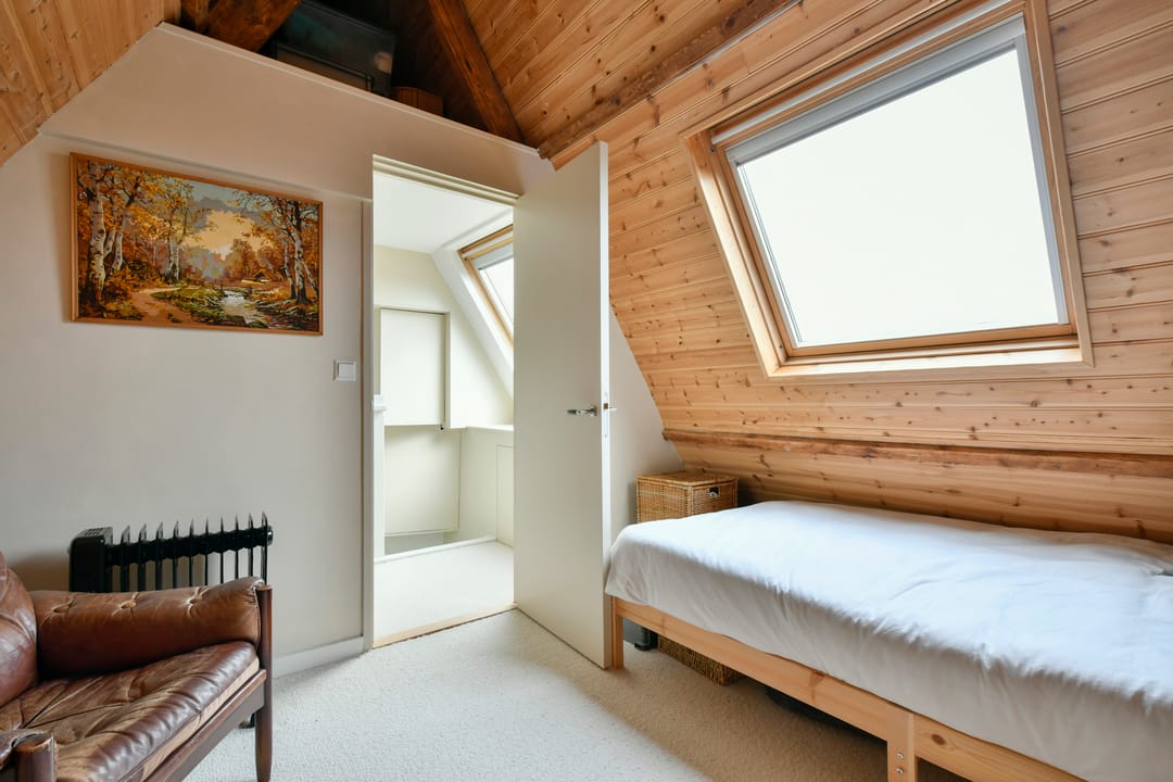 Charming Renovated Home in Amsterdam-Noord with Private Garden — 28