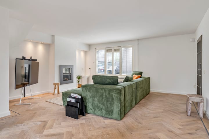 Foto 2 van Corpus 60