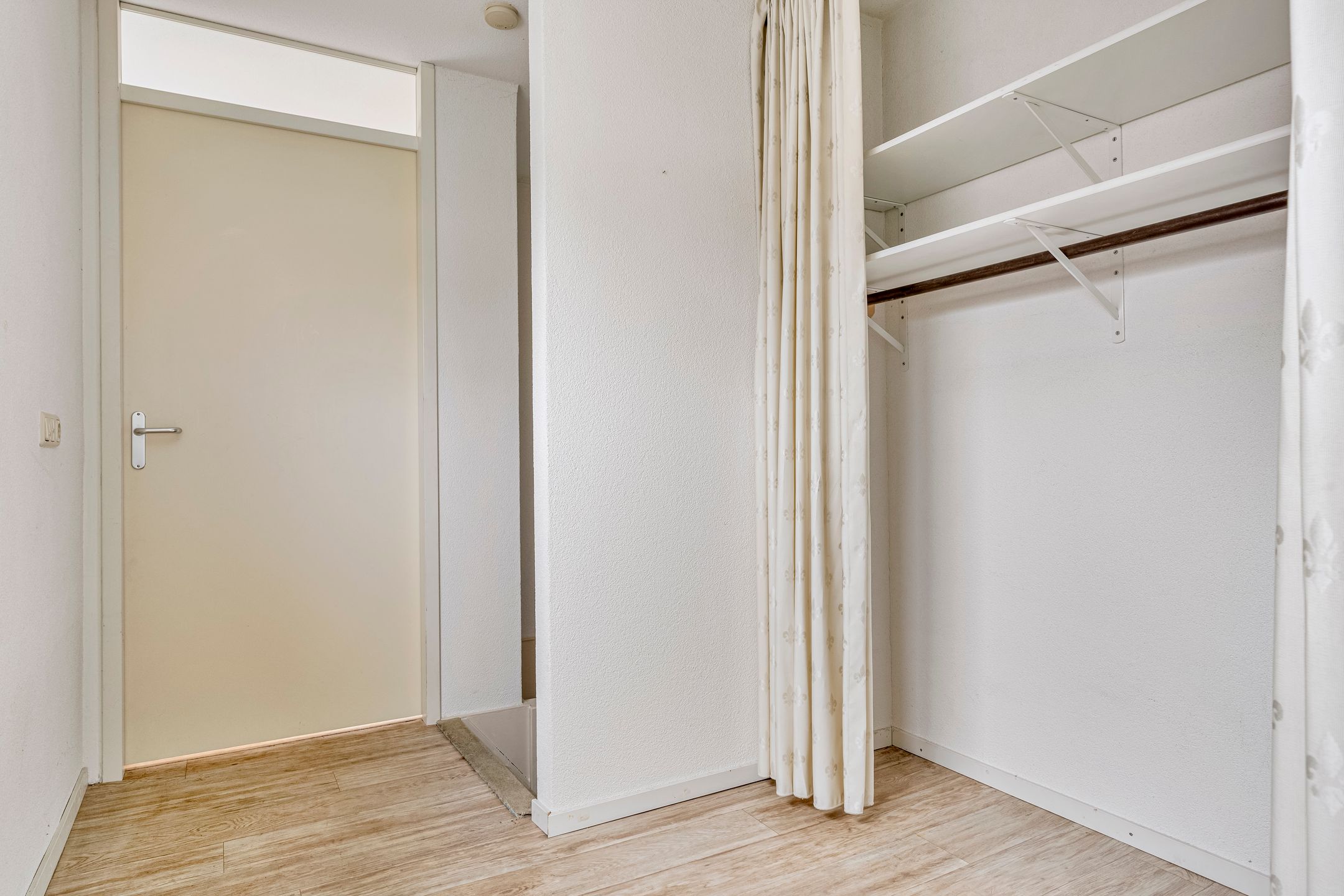 Comfortable Semi-Bungalow with Sunny Patio in Hinthamerpark — 21