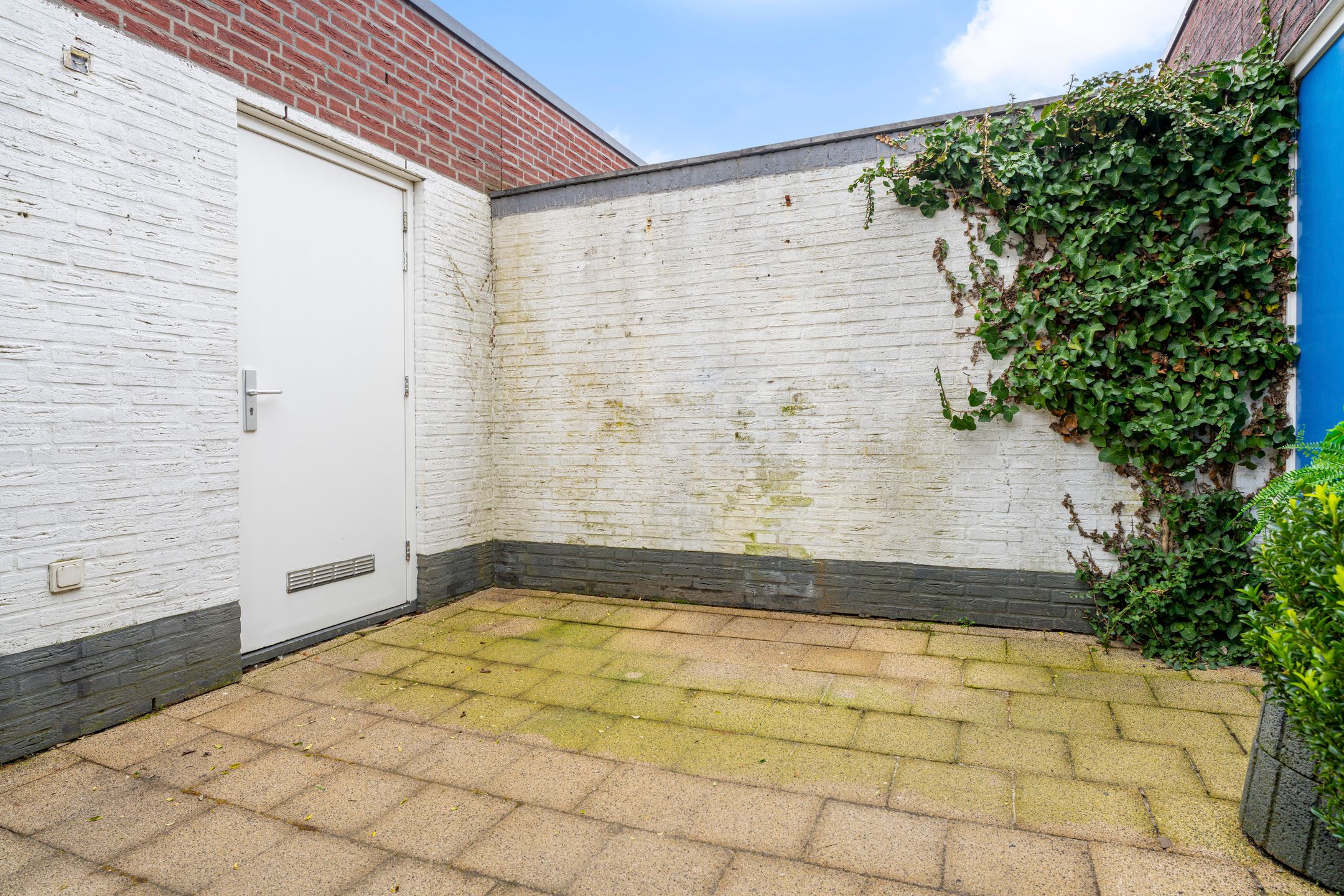 Comfortable Semi-Bungalow with Sunny Patio in Hinthamerpark — 27