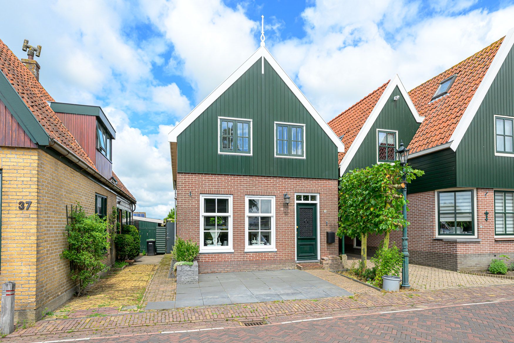 Westeinde 35 