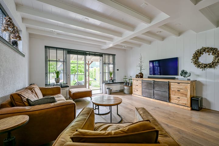 Vrijstaande woning te koop: Westeinde 35, Schermerhorn