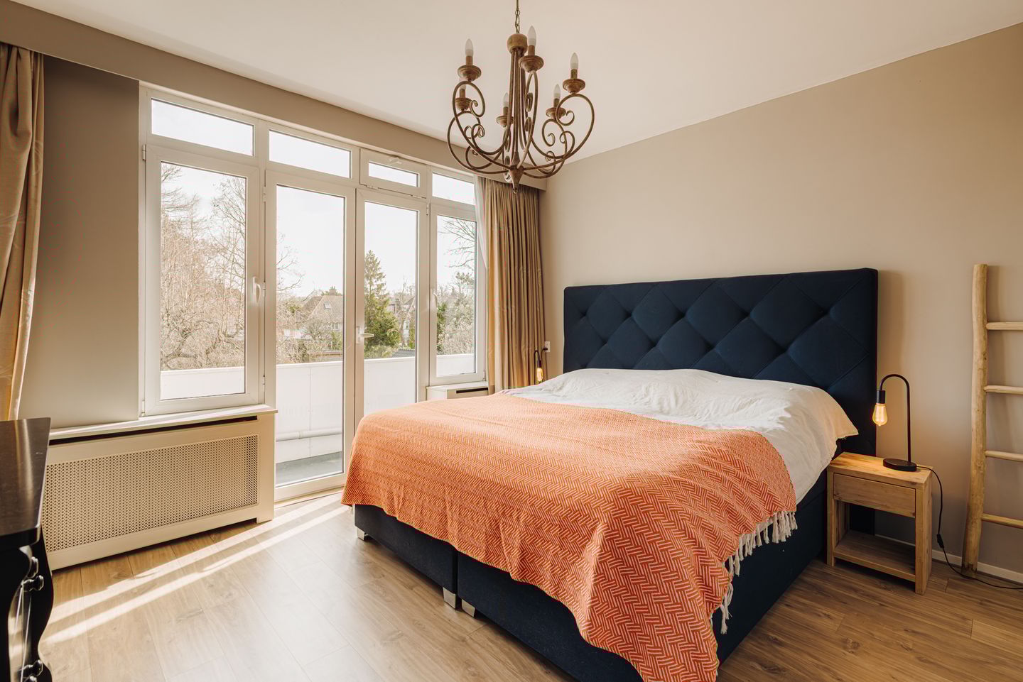 Foto 25 van Van Oldenbarneveltweg 12