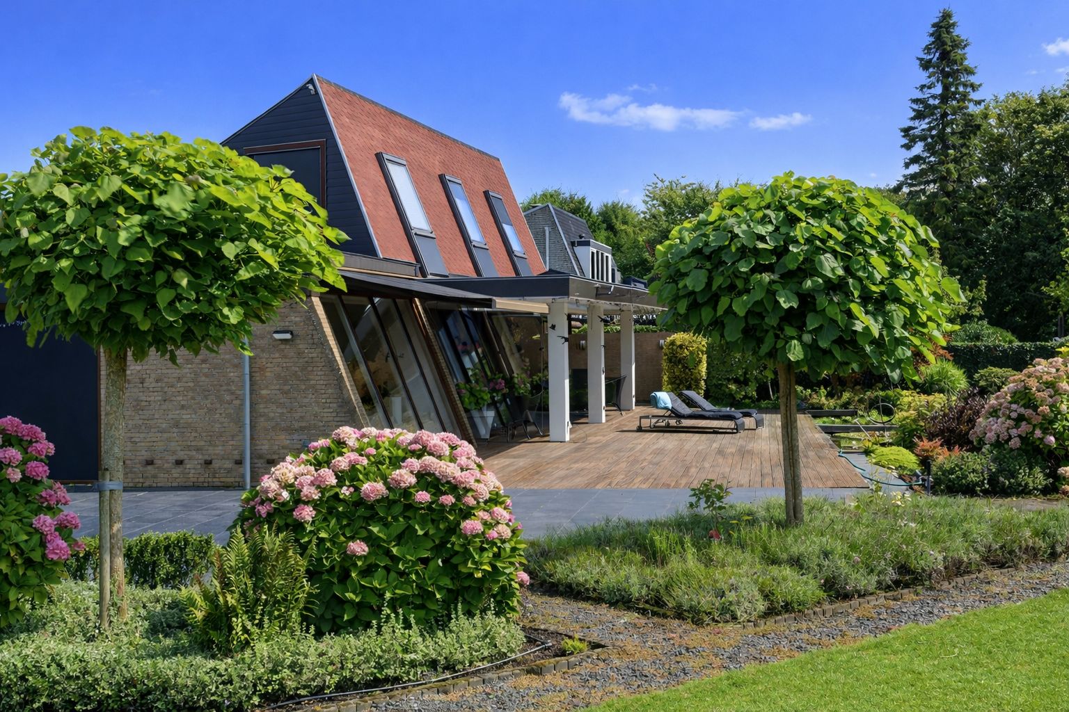 Luxury Bungalow with Private Pool and Boat Slip — 18
