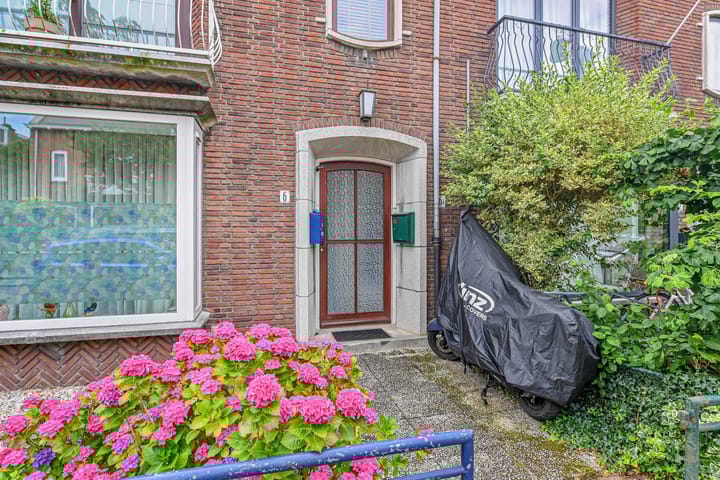 Foto 2 van Cliviastraat 6-A