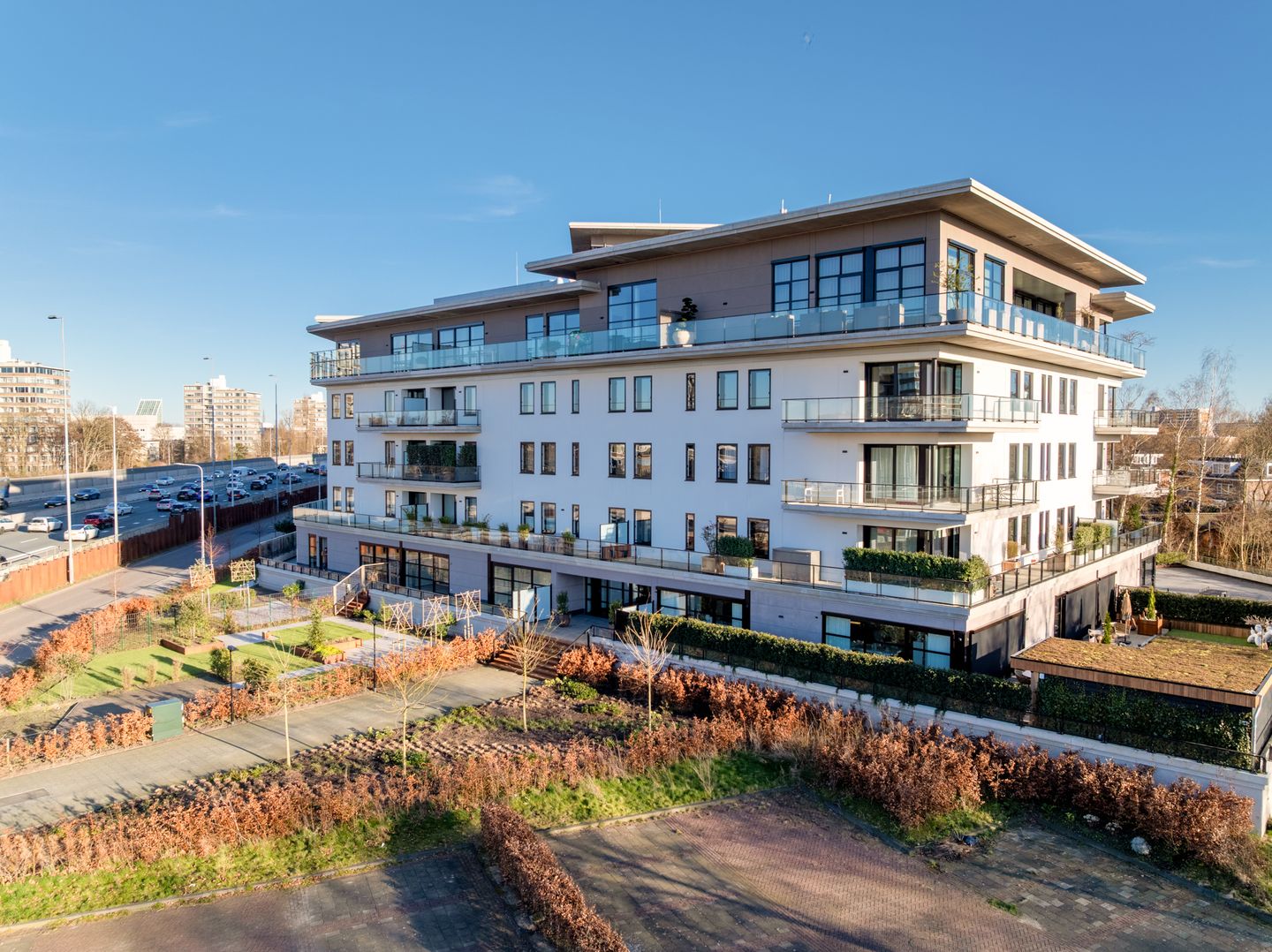 Foto 20 van Burgemeester Rijnderslaan 646