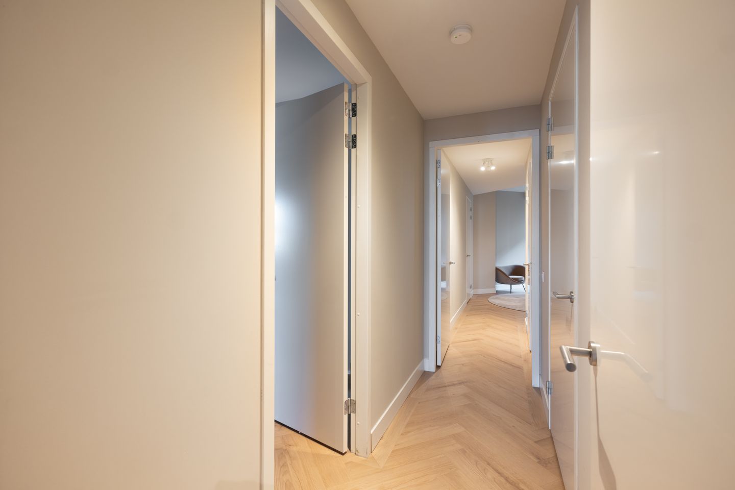 Foto 40 van Burgemeester Rijnderslaan 646