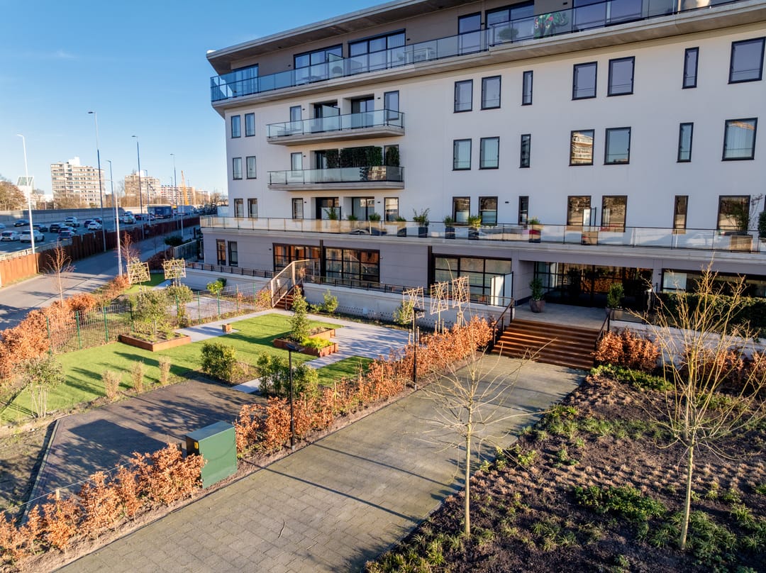 Foto 52 van Burgemeester Rijnderslaan 646