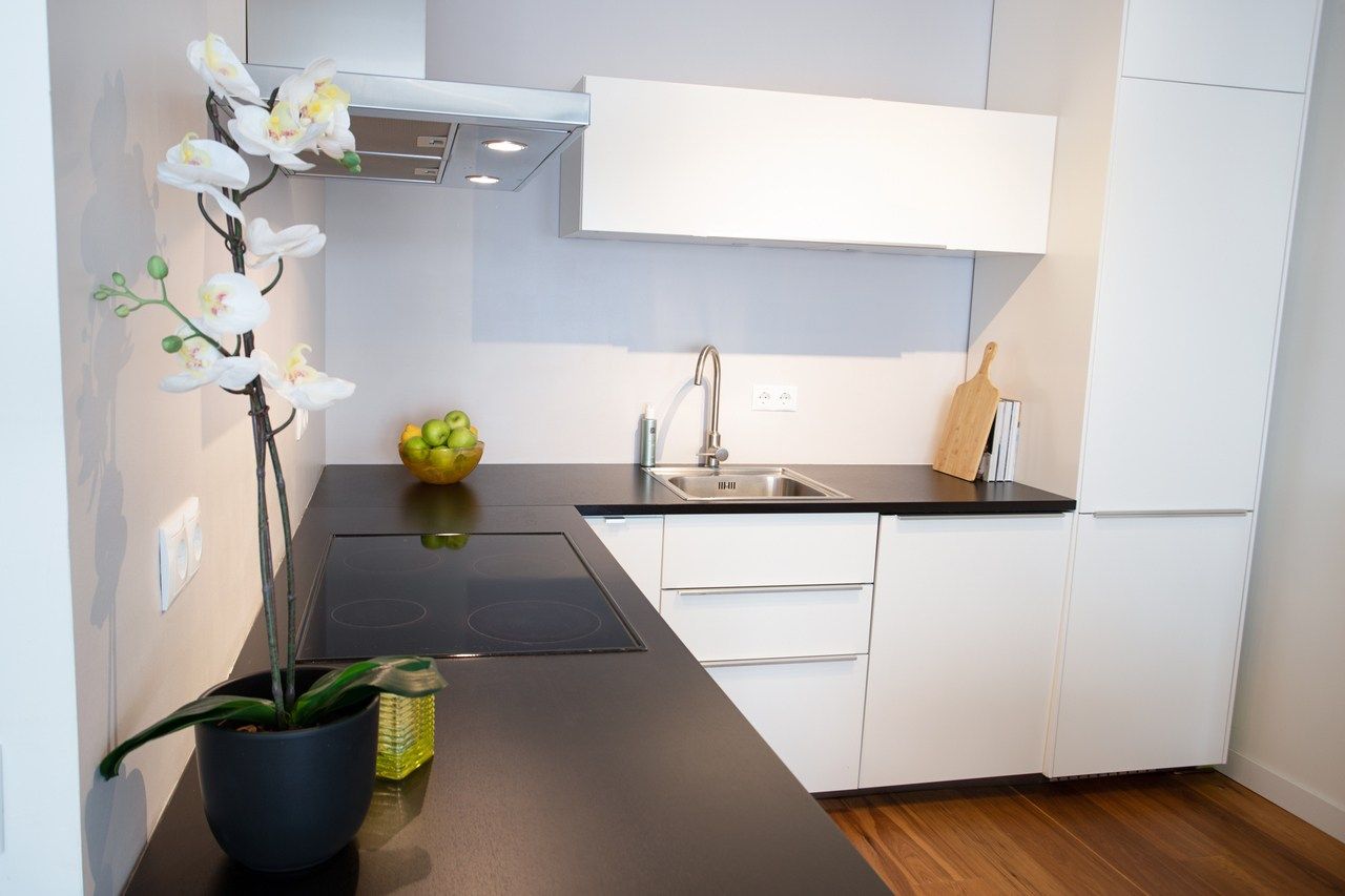 Modern Penthouse with 30 m² Roof Terrace in the City Center — 26