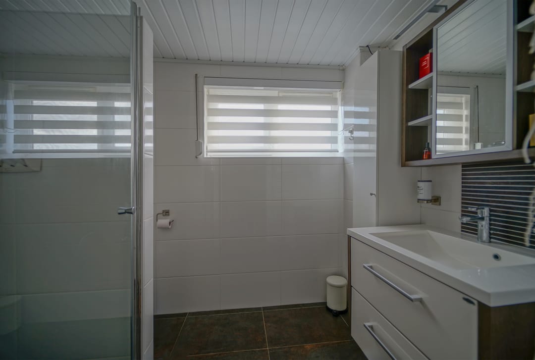 Spacious extended semi-detached home with four bedrooms in St. Willebrord — 24