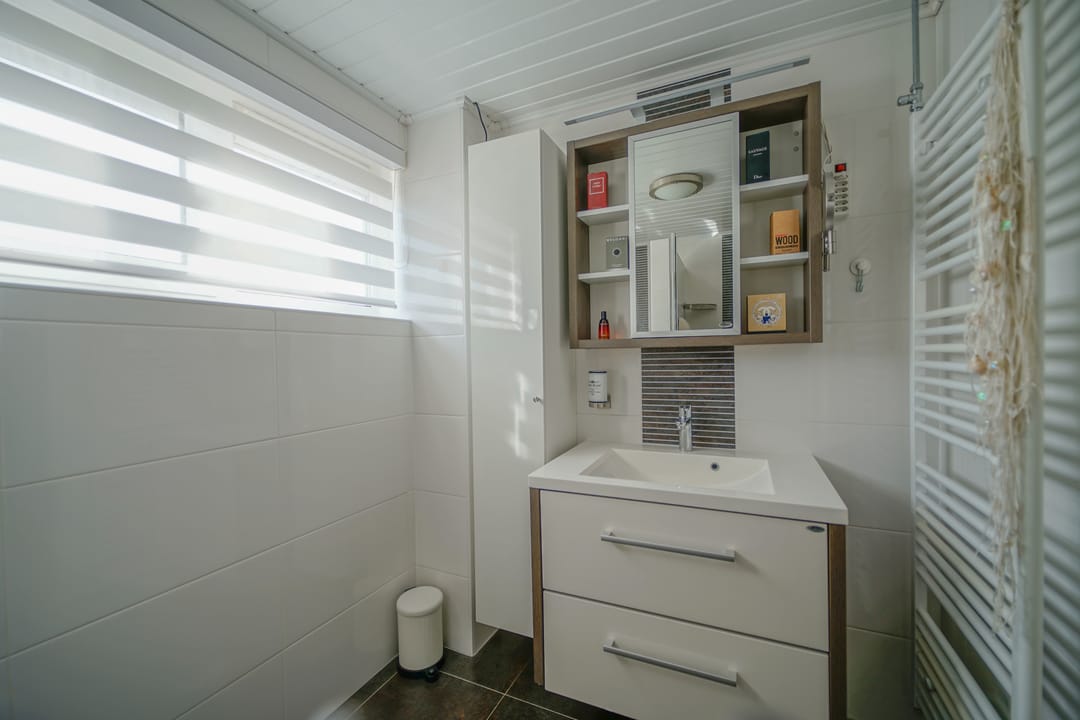 Spacious extended semi-detached home with four bedrooms in St. Willebrord — 27