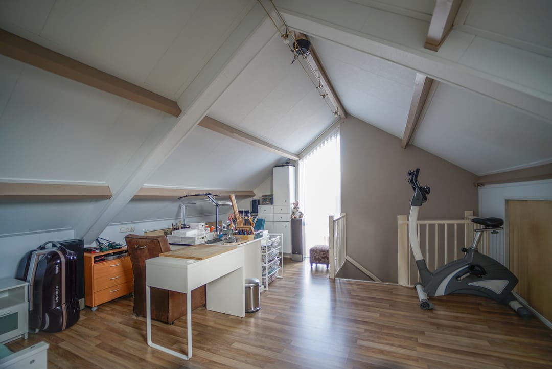 Spacious extended semi-detached home with four bedrooms in St. Willebrord — 37
