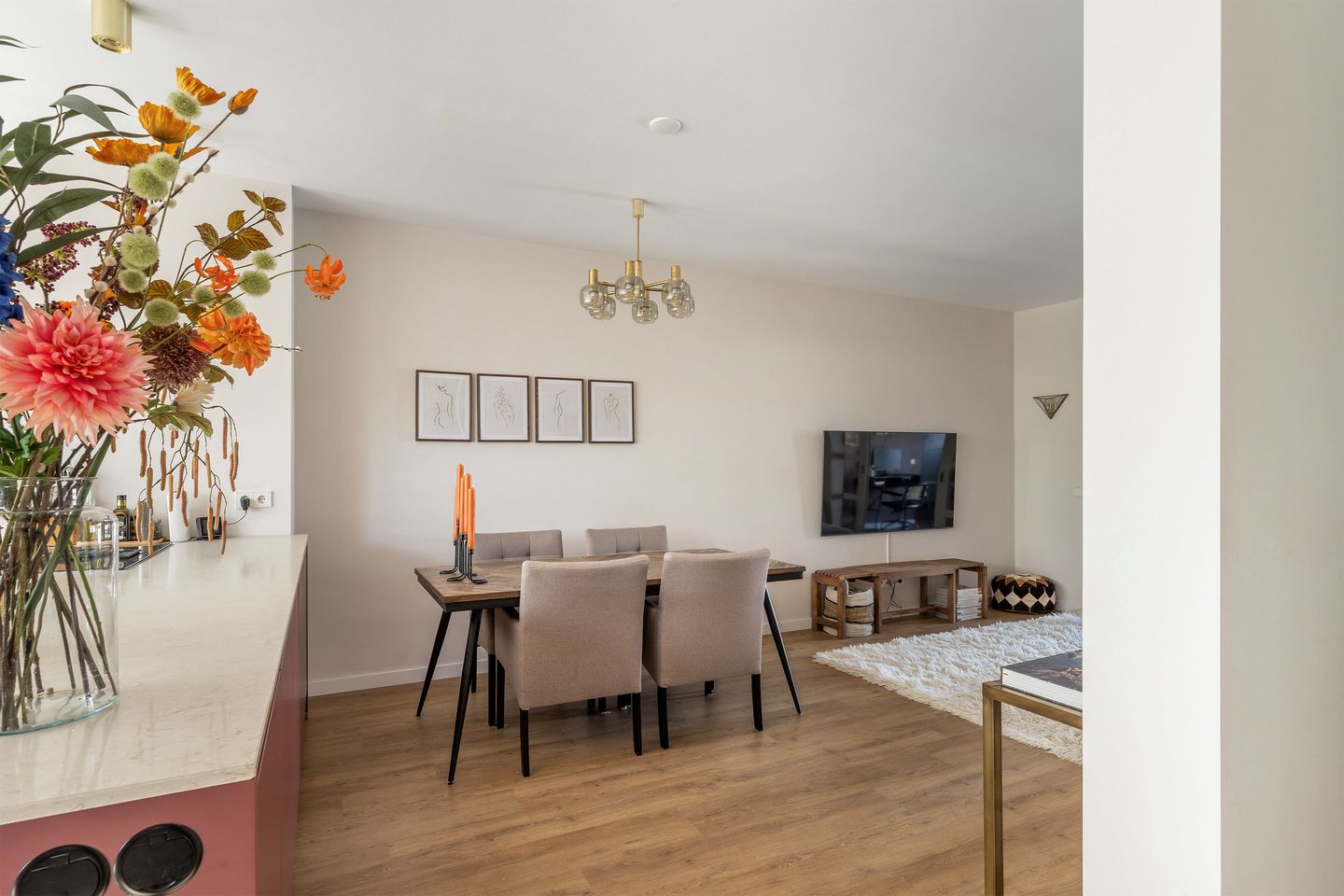 Foto 5 van Mathenesserweg 115-A03