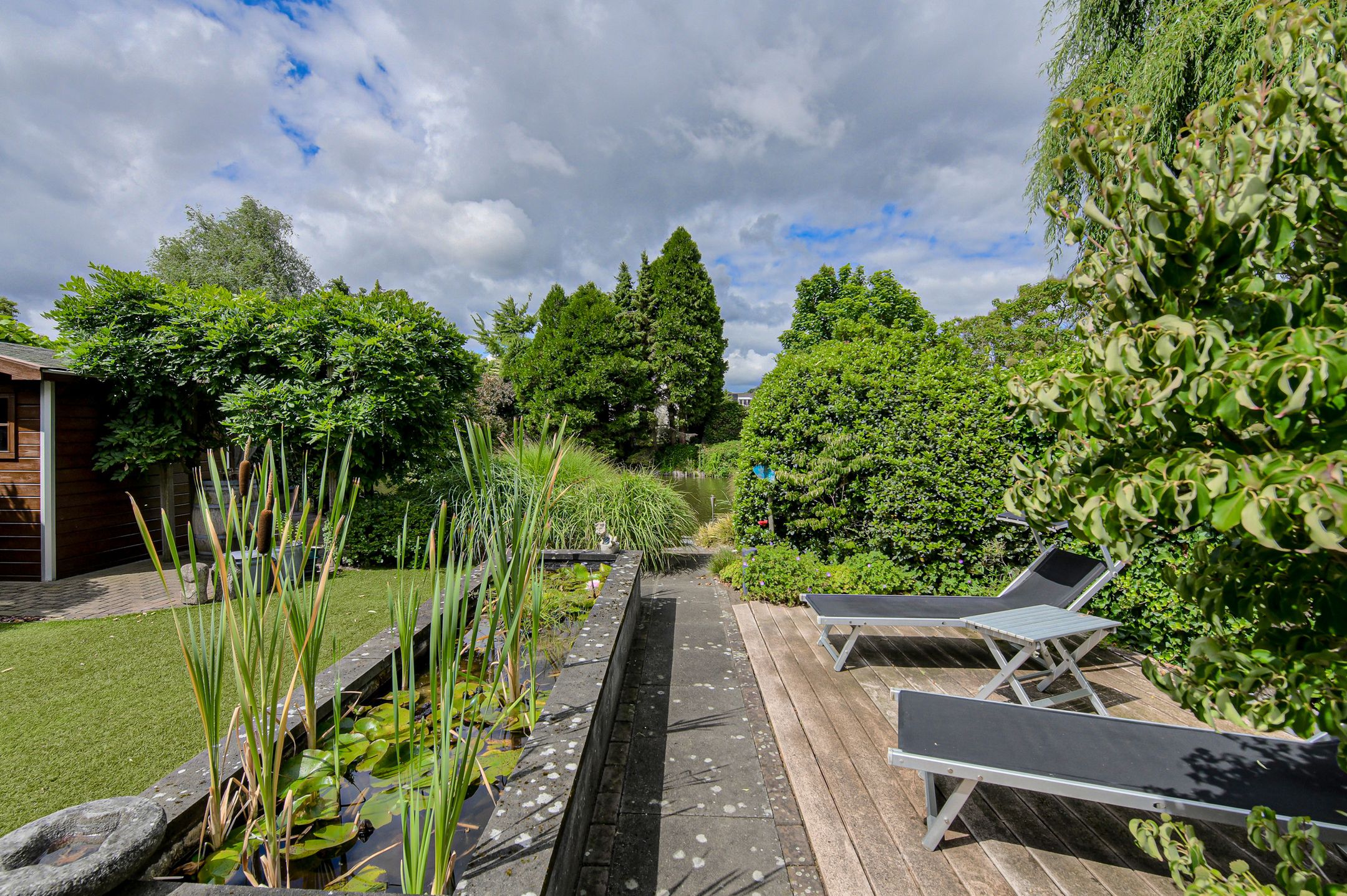 Detached Townhouse with Water Views in Oosterhout's Houthaven Neighborhood — 40