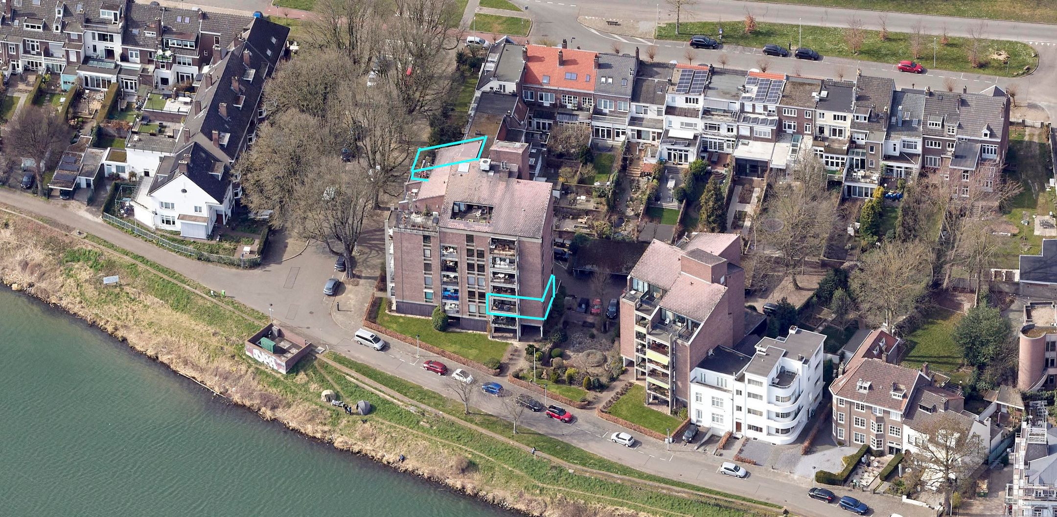 Corner apartment with guest unit and Maas views in Maastricht Villapark — 34