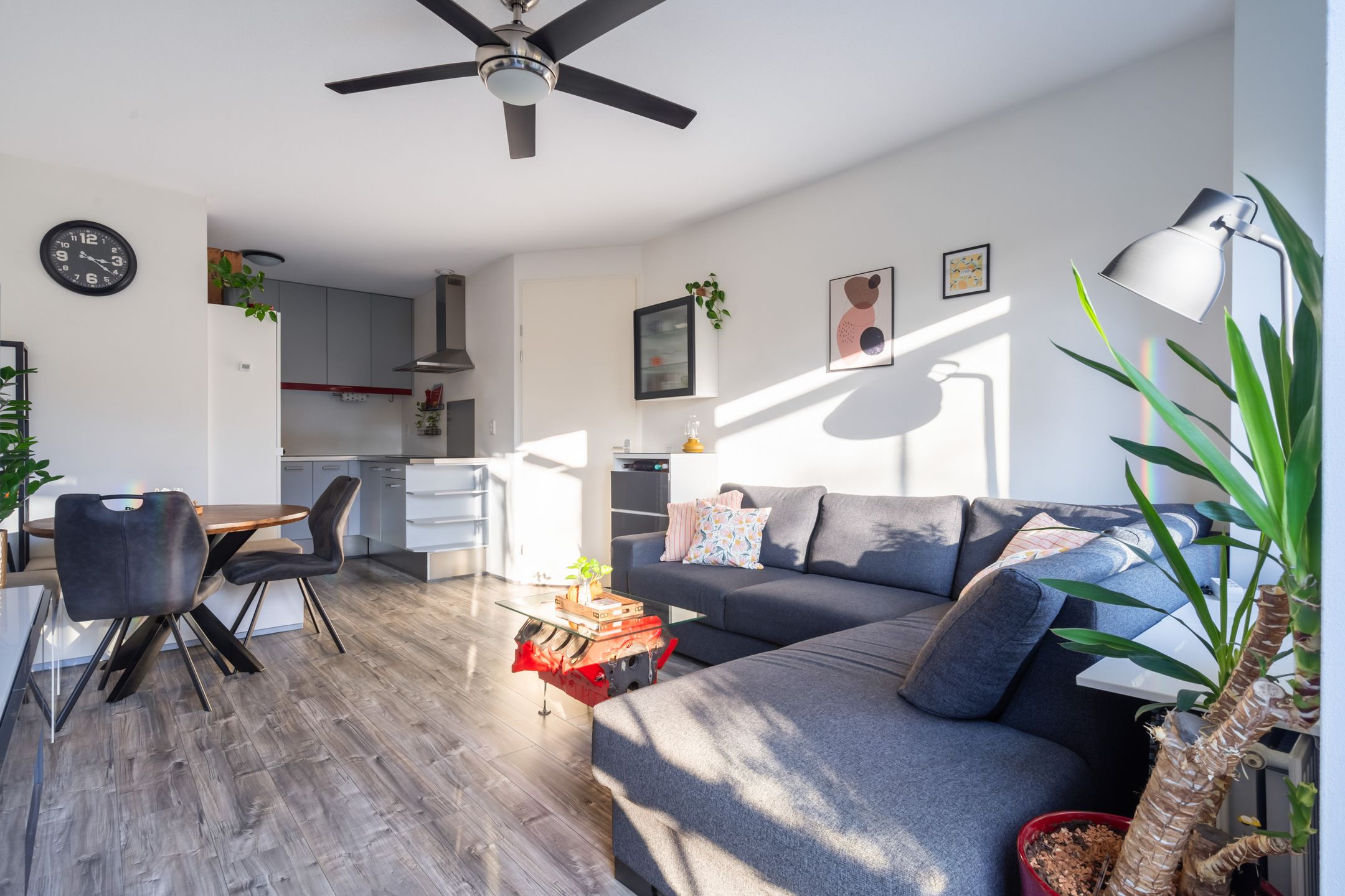 Modern Apartment with Balcony in Nieuwegein — 16