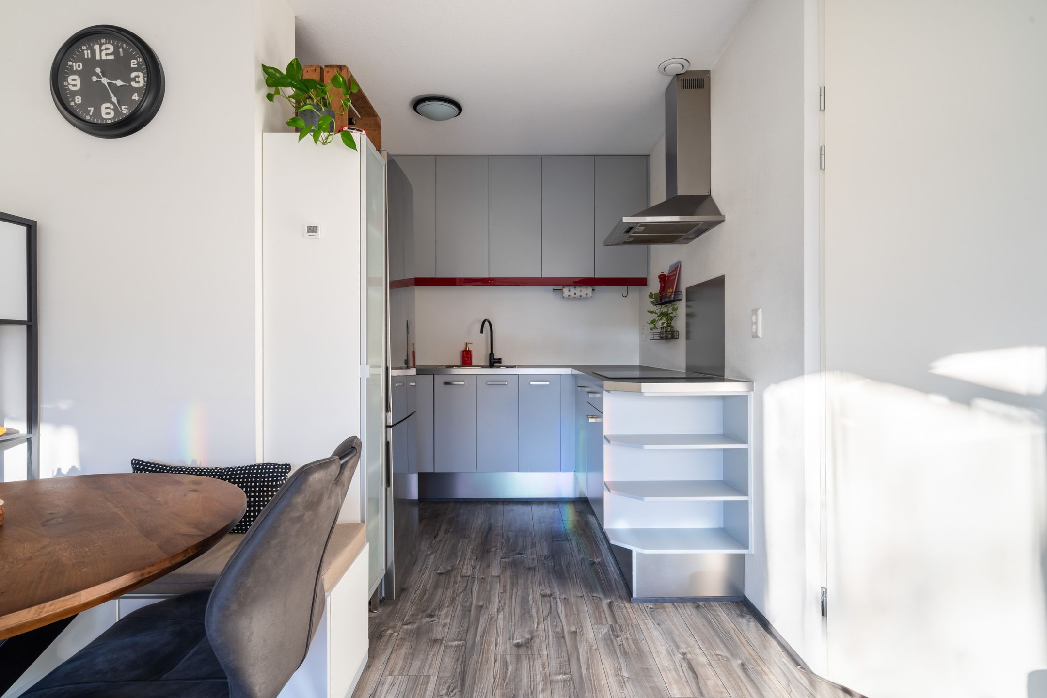 Modern Apartment with Balcony in Nieuwegein — 19