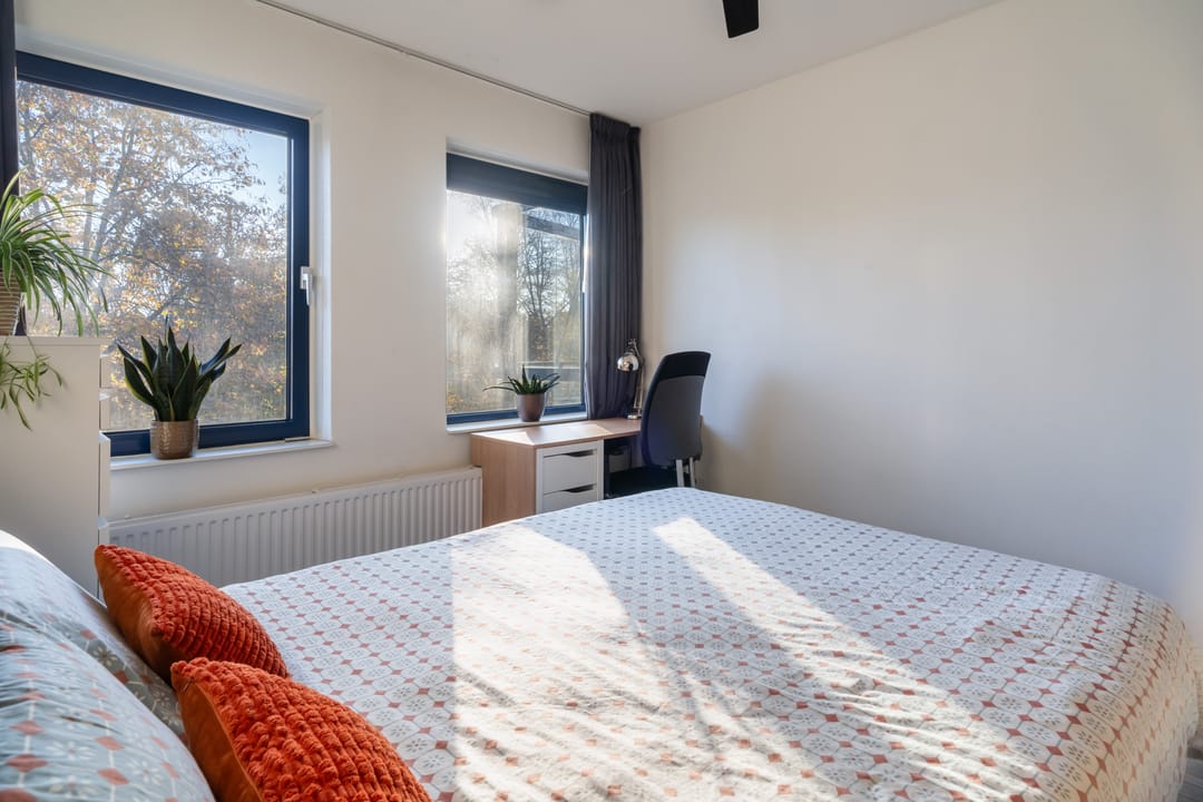 Modern Apartment with Balcony in Nieuwegein — 24