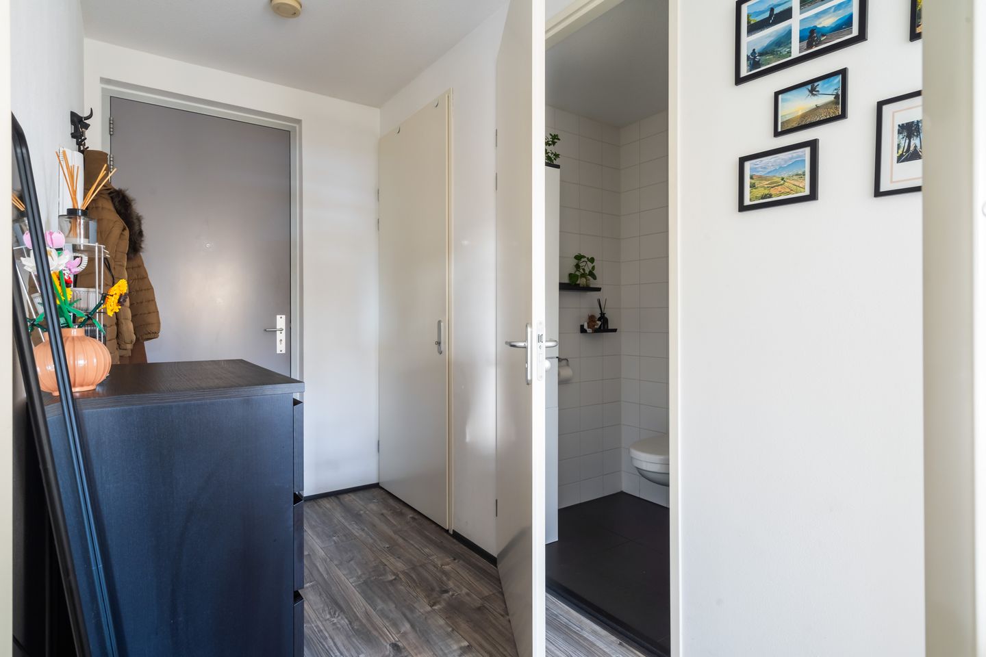 Modern Apartment with Balcony in Nieuwegein — 27