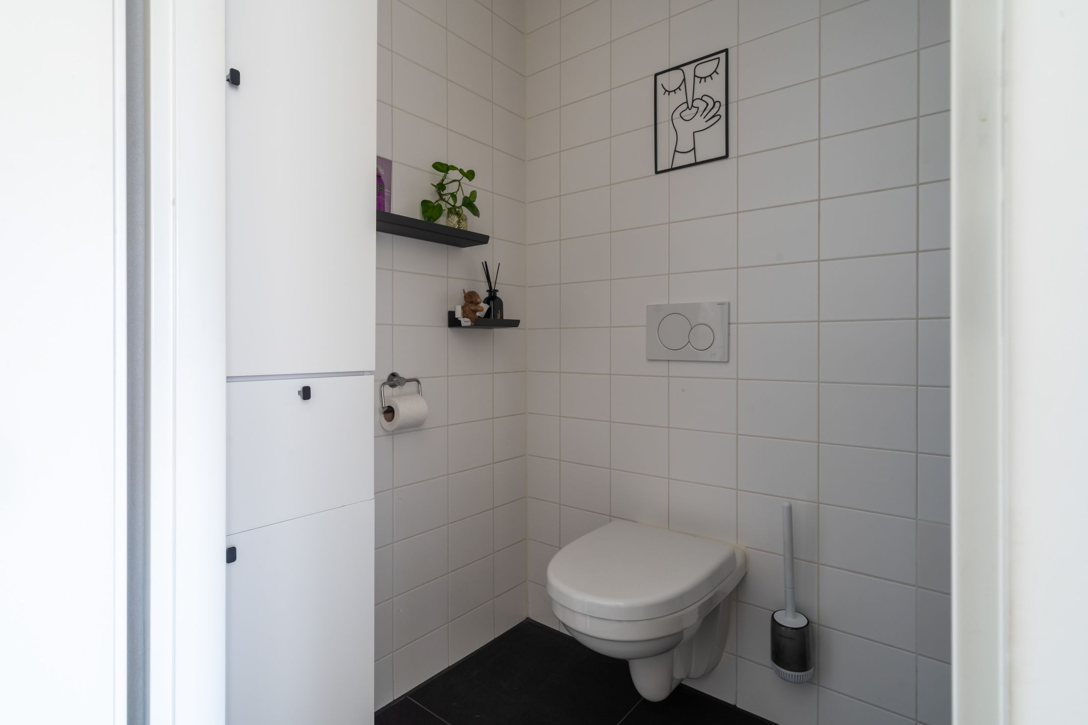 Modern Apartment with Balcony in Nieuwegein — 28