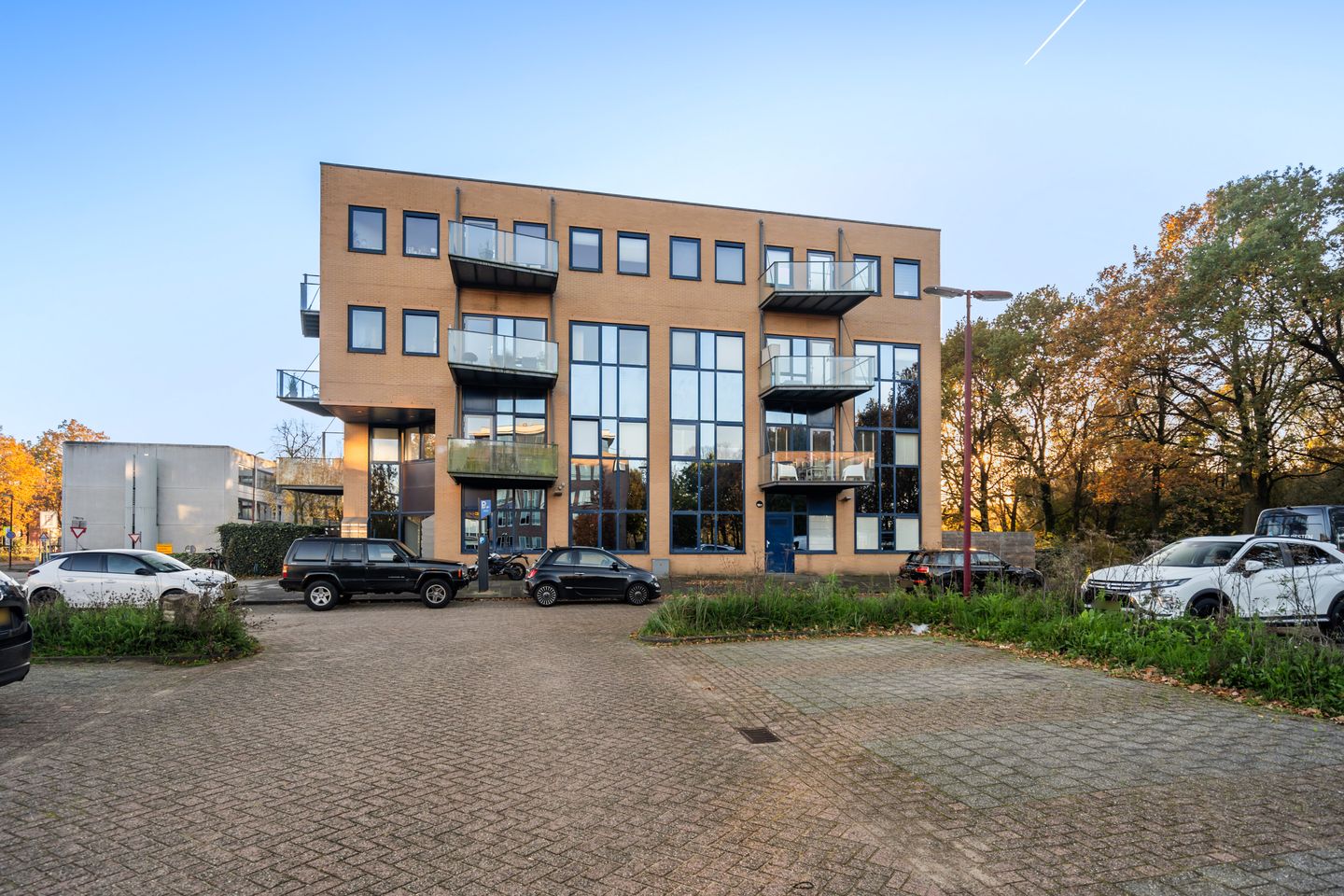 Modern Apartment with Balcony in Nieuwegein — 33
