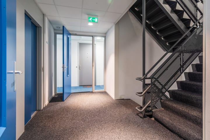 Photo 4 of Meentwal 5-E