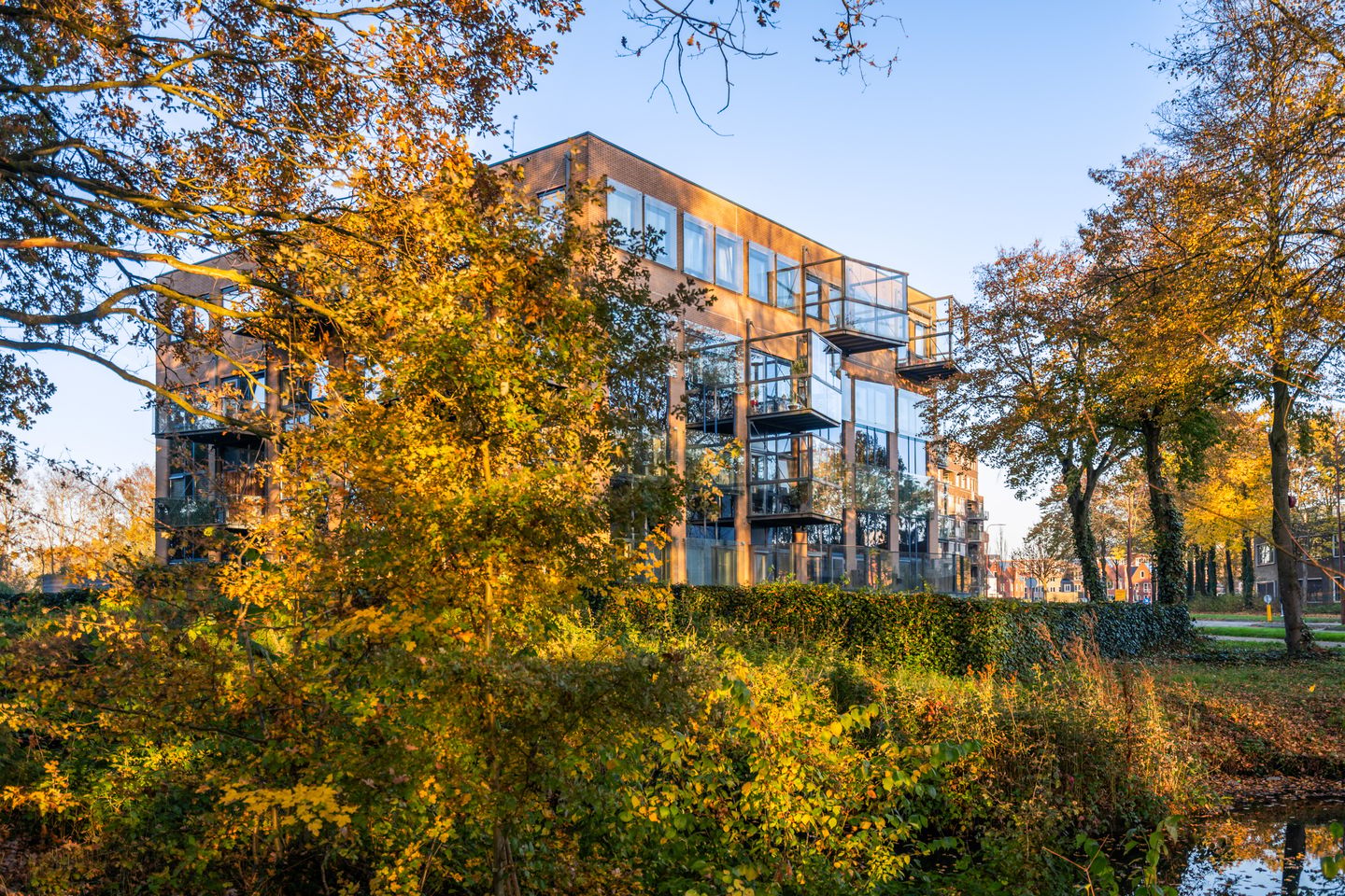 Modern Apartment with Balcony in Nieuwegein — 41