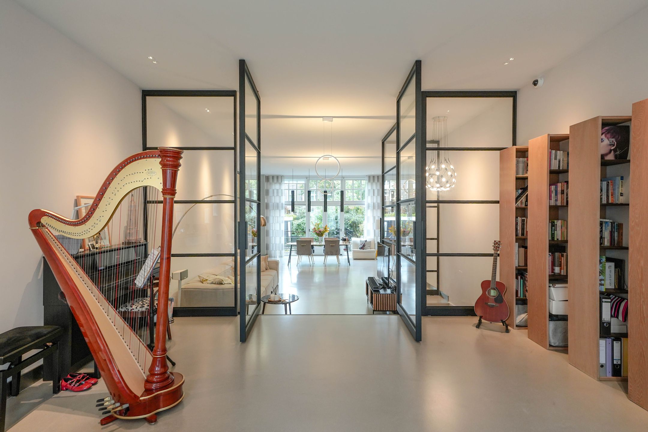 Foto 24 van Raamweg 14