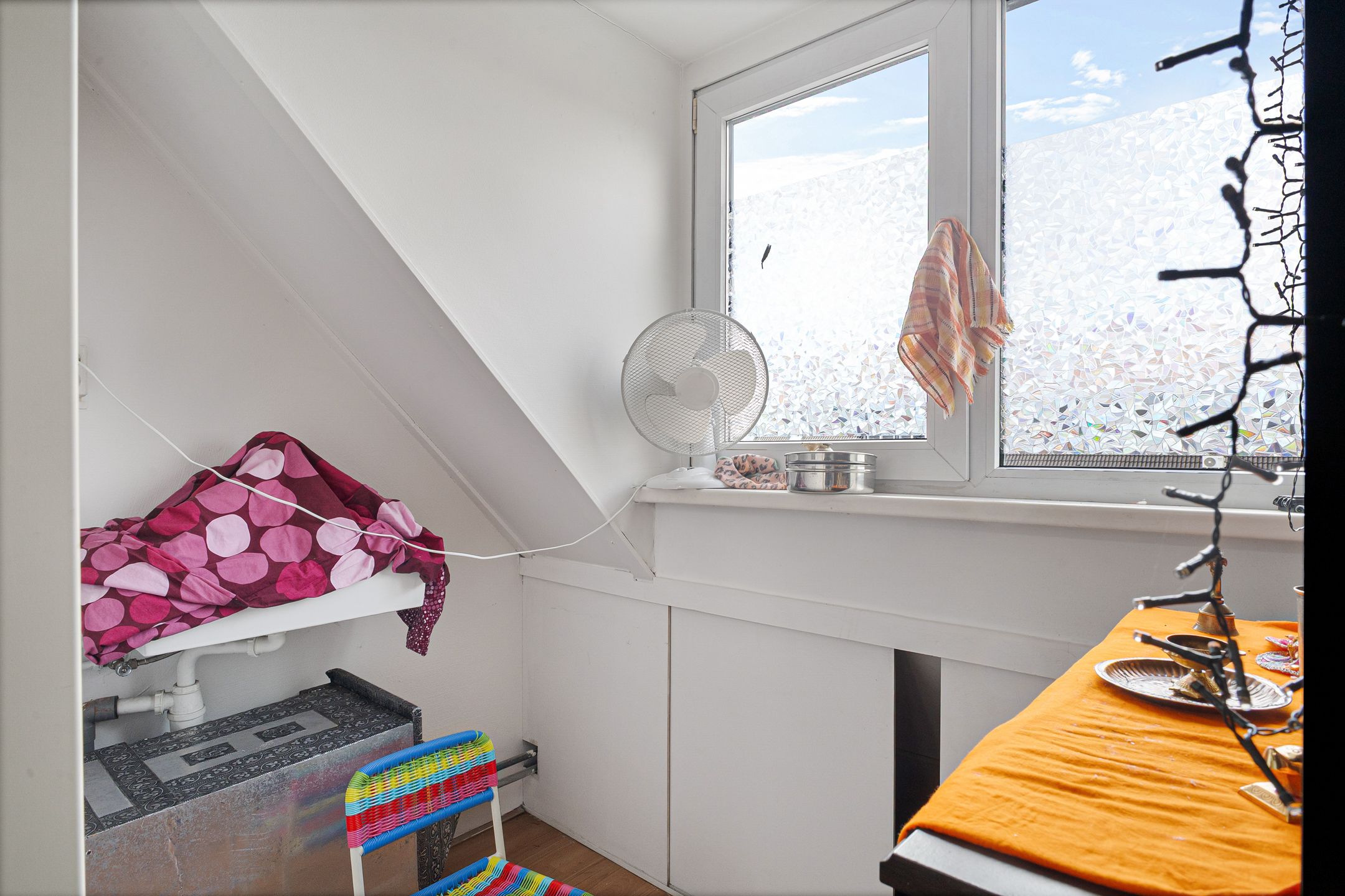 Spacious and Modern Terraced House with Four Bedrooms and Sunny Garden — 32